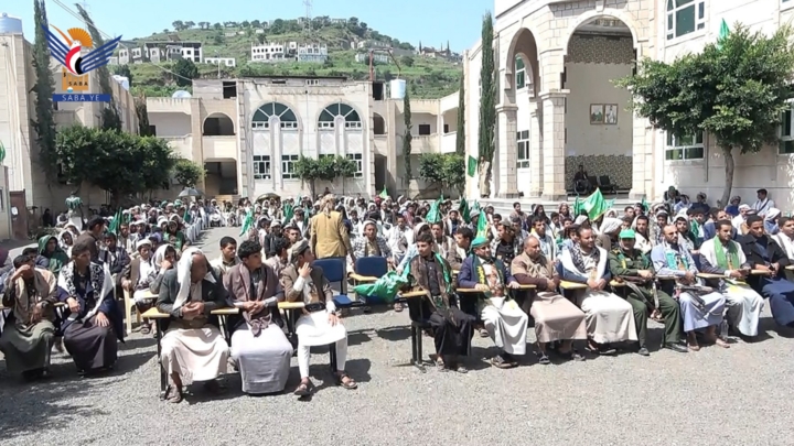 إب .. فعاليتان لأكاديمية القرآن الكريم ومركز عزلة الروس بذكرى المولد النبوي