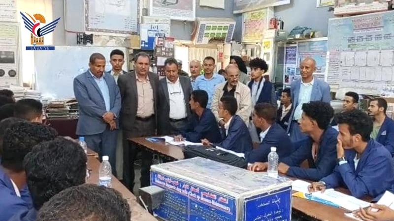 تفقد سير العملية التعليمية في المعهد التقني في الحوبان بتعز