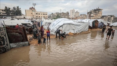 الأمطار.. خطر يفاقم معاناة أهالي غزة مع بدء فصل الشتاء