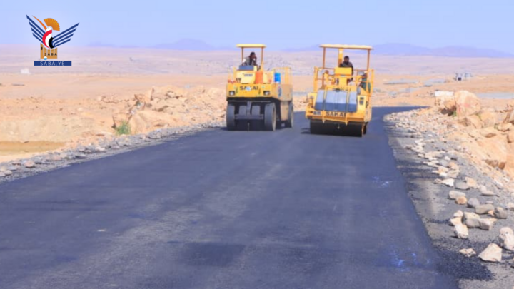 تدشين المرحلة الأولى من مشروع سفلتة طريق دائري حبار في أرحب 