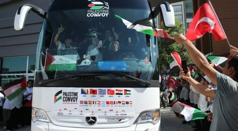"قافلة فلسطين" تصل إلى ديار بكر التركية في طريقها إلى الأراضي المحتلة