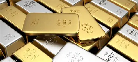 استقرار الذهب قبيل بيانات أمريكية للتضخم وارتفاع الفضة قرب مستوى قياسي
