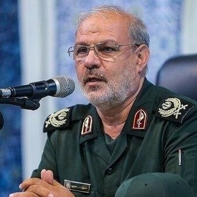 "الثوري" الإيراني يحذر شركات الملاحة من الاقتراب من جنوب مضيق هرمز