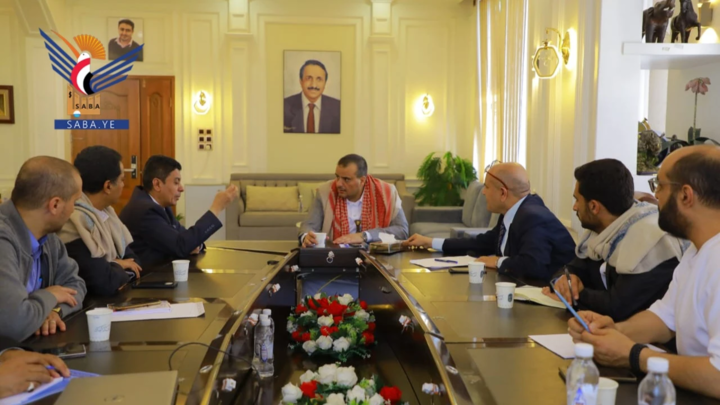 مناقشة الجوانب المتصلة بتقديم المزيد من التسهيلات للمشاريع الاستثمارية