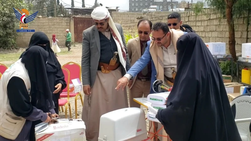 ذمار .. اتحاد نساء اليمن يدشّن توزيع مشاريع تمكين اقتصادي لـ15 أسرة