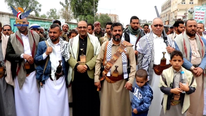  مسيرات حاشدة بذمار تضامنا مع الشعب الفلسطيني وتنديدا باغتيال القائدين هنية وشكر 