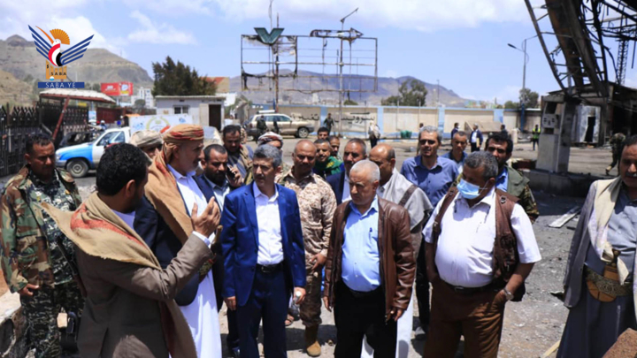 الأمير وسوار يتفقدان الأضرار في محطة شركة النفط اليمنية