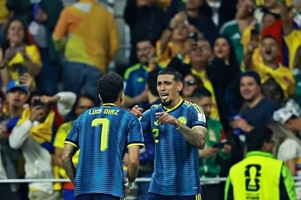 كولومبيا تبدأ مشوارها في كأس العالم بالفوز على أوزبكستان بثلاثية
