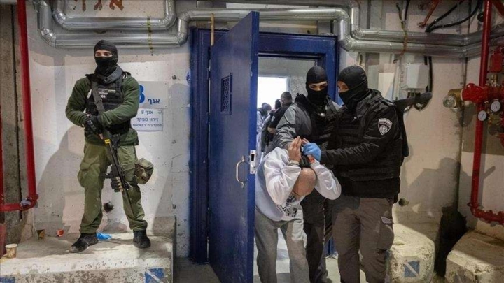 "الأورومتوسطي": "اسرائيل" تحوّل غزة إلى منطقة عزل قسري تفوق "سريبرينيتسا" اكتظاظًا وخطورة