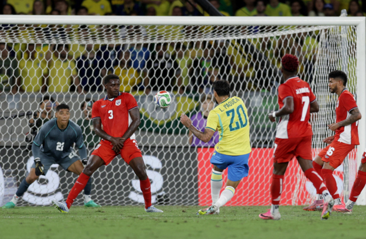 منتخب البرازيل يفوز على بنما وديًّا استعدادًا لكأس العالم