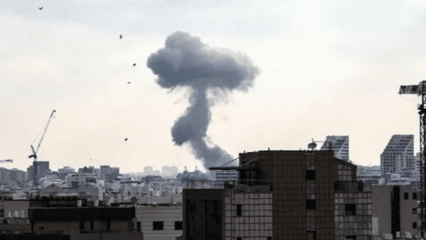تعرض عدة مناطق في إيران لاعتداءات أمريكية