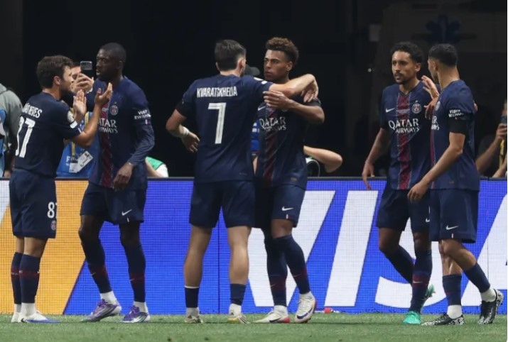 باريس سان جيرمان يتغلب على بايرن ميونخ ويبلغ نصف نهائي كأس العالم للأندية