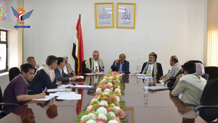 هيئة رئاسة مجلس الشورى تشيد بوقفات قبائل اليمن واستعدادها مواجهة العدوان الأمريكي
