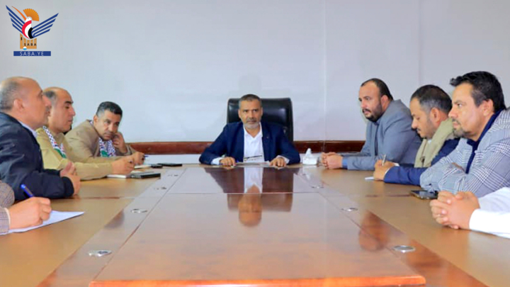اجتماع برئاسة وزير الكهرباء يناقش آلية الشراكة بين مؤسسة الكهرباء والغرفة التجارية