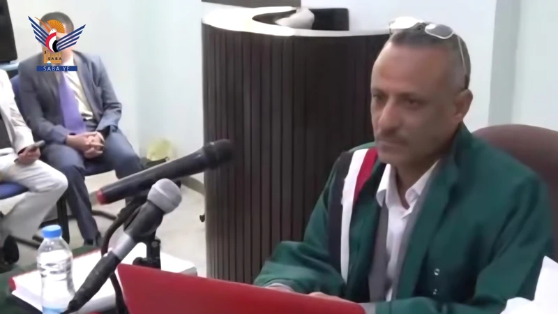 جامعة صنعاء تمنح الباحث عبدالخالق الجنيد درجة الدكتوراه في الإدارة وتطوير الأداء الوظيفي