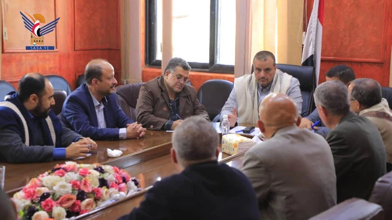 اجتماع بصنعاء يناقش إجراءات إنشاء مختبر مركزي لفحص العسل