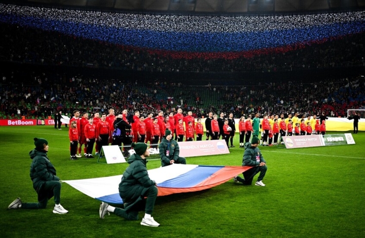 ملف روسيا الرياضي يعود للواجهة.. مطالب أوكرانية جديدة لـ"فيفا" و"يويفا"
