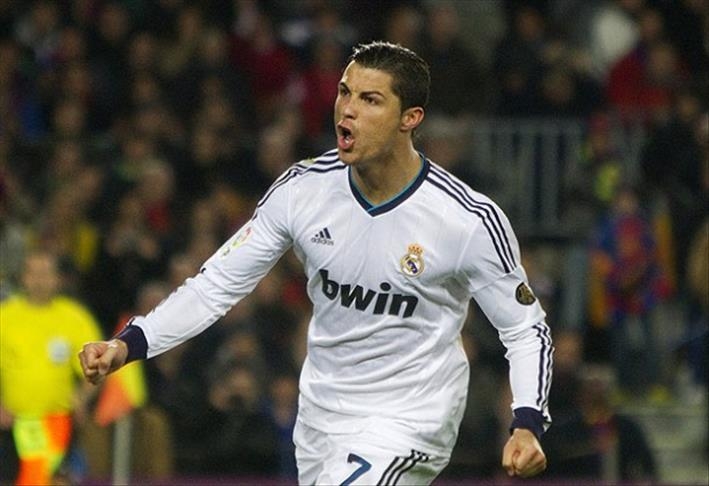 كريستيانو رونالدو يتصدر قائمة أغلى 25 صفقة انتقال في تاريخ ريال مدريد
