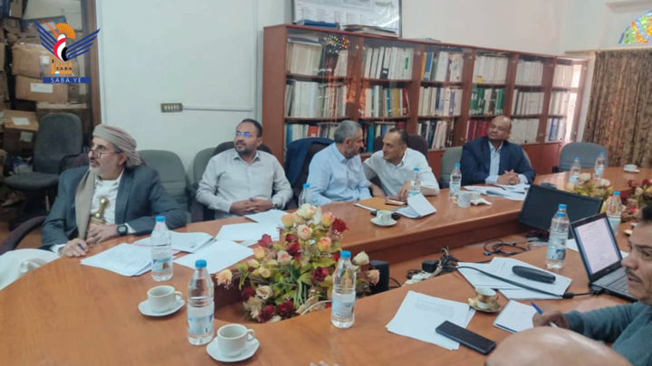 مناقشة الصيغة النهائية للجنة إعداد لائحة المنافسات الدولية للقطاعات البترولية