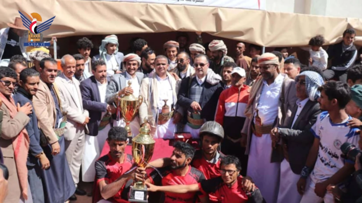 اختتام بطولة ٣٠ نوفمبر لالتقاط الأوتاد على كأس الشهيد الغماري بصنعاء