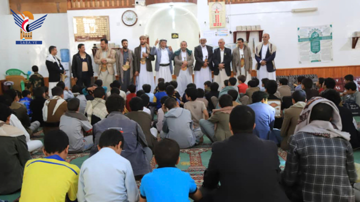 قيادة دائرة العلماء والمتعلمين تزور الدورات الصيفية بمديرية الثورة في أمانة العاصمة