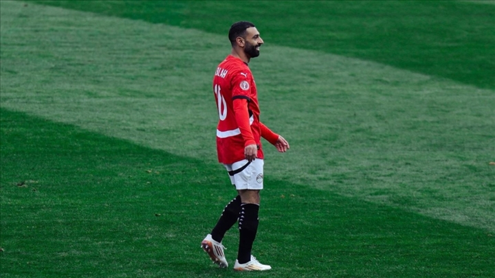 غوارديولا يمتدح محمد صلاح: أسطورة حقيقية لليفربول والدوري الإنجليزي