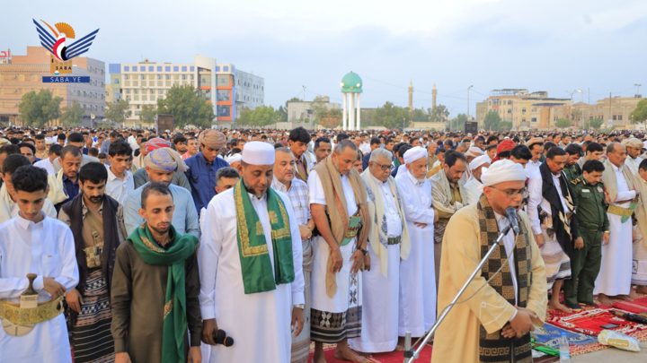 الأجواء العيدية بالحديدة .. روحانية تملأ الساحات وزيارات ميدانية تعزّز معنويات المرابطين