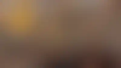 آلاف الفلسطينيين يؤدون صلاة الفجر في الأقصى رغم تشديدات العدو