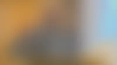 الأدميرال سياري: إيران صامدة في وجه عدو يمتلك كل إمكانيات وتقنيات العالم