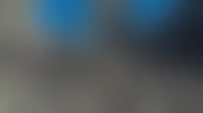 شهيد وقصف وإطلاق نار للعدو الإسرائيلي يستهدفان مناطق النازحين في قطاع غزة