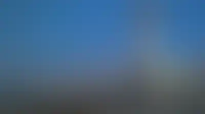 إيران تنفي إغلاق مطار مهرآباد عقب العدوان الأمريكي على جزيرة لارك