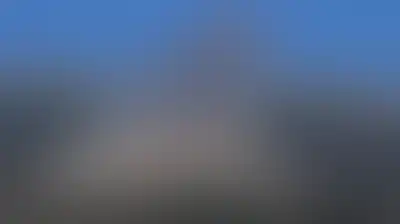 العدو الصهيوني يشن قصفا مدفعيا وتفجيرات وغارات على عدة بلدات لبنانية