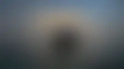 استشهاد شخص وإصابة آخرين إثر تعرض سفينة إيرانية لهجوم في مضيق هرمز
