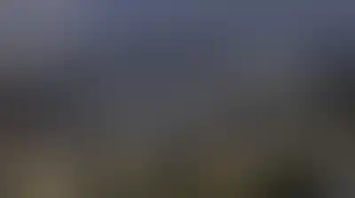 العدو الصهيوني ينفذ غارات وتفجير وقصف مدفعي على الجنوب اللبناني