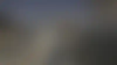 العدو الصهيوني يجبر عائلة مقدسية على هدم منزلها ويجرف أراضي في رام الله