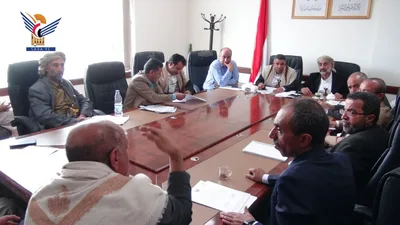 بادر وقطينة يناقشان احتياجات محافظة المحويت من مشاريع المياه والكهرباء