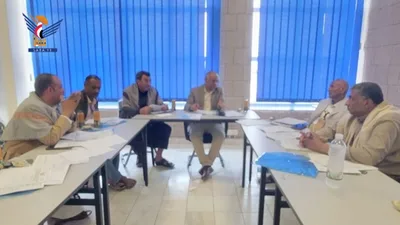  مناقشة الارتقاء بخدمات هيئة المستشفى الجمهوري في حجة
