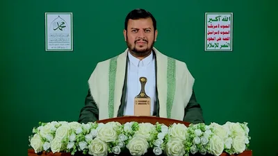 قائد الثورة: الشعب اليمني في صدارة الشعوب الإسلامية إحياءً للمولد النبوي