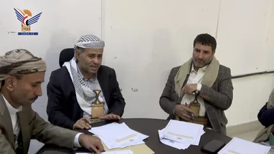 المكتب التنفيذي بعمران يناقش خطة الطوارئ ورفع الجاهزية خلال موسم الأمطار
