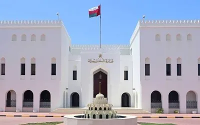 عُمان تعلن تأجيل الاجتماع الإقليمي المقرر غدًا بصلالة