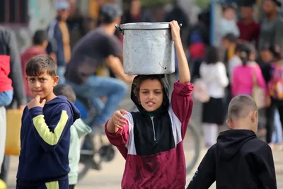سمر طفلة في غزة وعائلتها في مهب الحرب