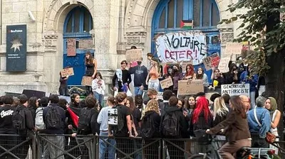 إغلاق مئات المدارس الثانوية في فرنسا مع تصاعد احتجاجات الطلاب