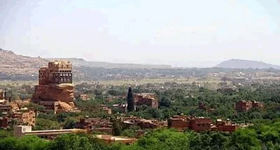 السلطة المحلية بمحافظة صنعاء تدين جريمة استهداف العدو السعودي سكن عمال مصنع الأسمنت بهمدان