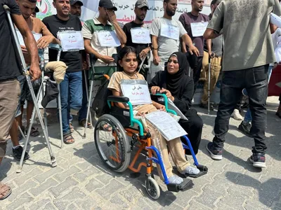 جرحى غزة يطالبون بفتح المعابر للسفر واستكمال علاجهم
