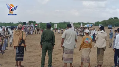 وقفة في السخنة بالحديدة دعما للقوات المسلحة في مواجهة تحشيدات العدو السعودي