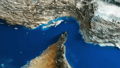 بحرية الحرس الثوري الإيراني: عاقبة تمرد السفن على القوانين في مضيق هرمز هي الاحتراق
