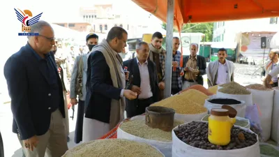 القائم بأعمال وزير الاقتصاد يزور مهرجان البلدة الطيبة للمنتجات الزراعية