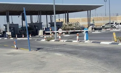 أزمة مرورية خانقة على مداخل القدس جراء تشديد العدو الإسرائيلي  إجراءاته على الحواجز
