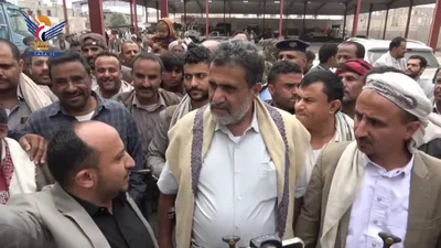 محافظ البيضاء يفتتح سوق رداع المركزي للخضروات والفواكه