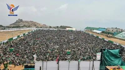 من أعالي الجبال إلى ساحة المولد.. حكاية جماهير المحويت في يوم الوفاء